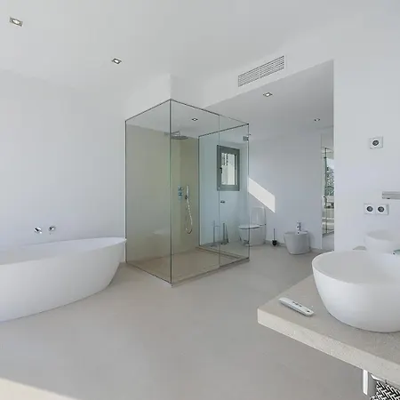 Luxury Phoenix *