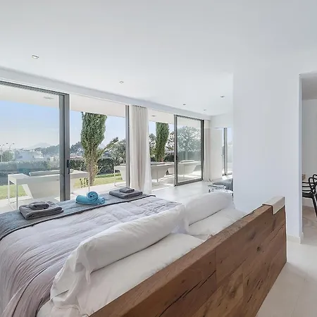 Luxury Phoenix * Порт-де-Польєнса