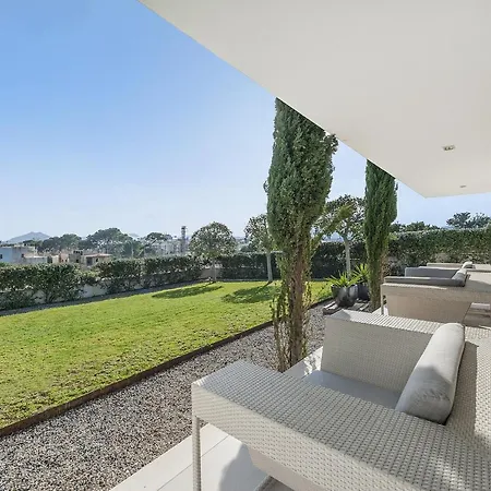 Luxury Phoenix * Порт-де-Польєнса